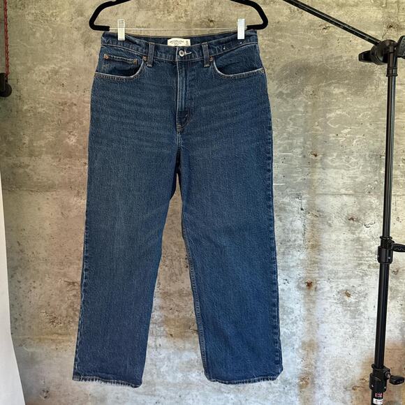 Abercrombie & Fitch Denim - Abercrombie & Fitch size 30 Vintage Straight high-rise denim
